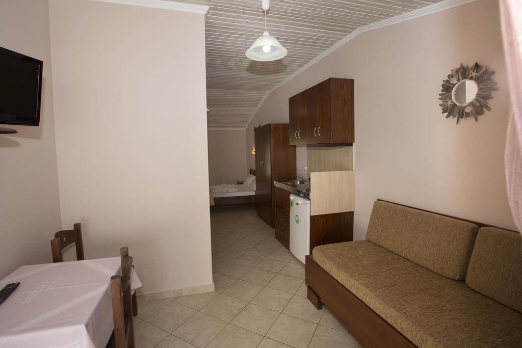 Apartmán Korali House Paralia Vrachou Exteriér fotografie